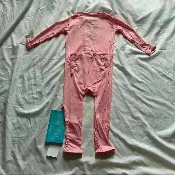 Kickee Pants Basic Fitted Coverall Pajamas Snap-Up w/ Butt Flap Pink Size 9-12mo - Picture 3 of 3